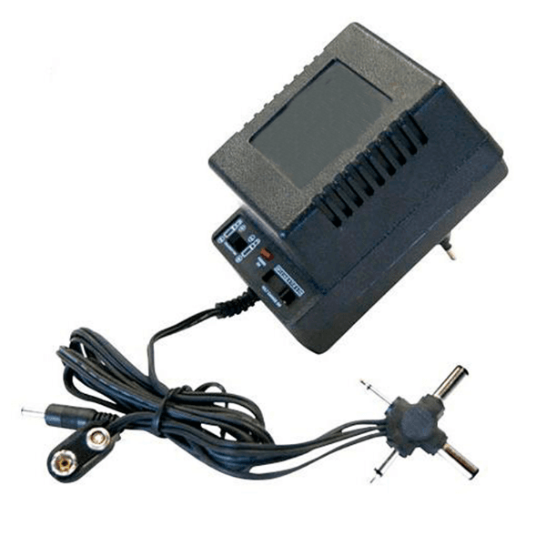 Anúncio: Fonte de Alimentaçao GPX AC/ DC Adaptador GPX-1000 Com 6 Conectores / 1000Mah / 100-240V 60/50HZ