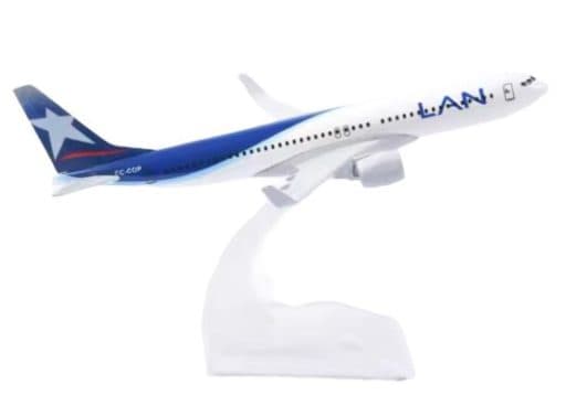 Modelo de Aeronave B737 Lan Airlines