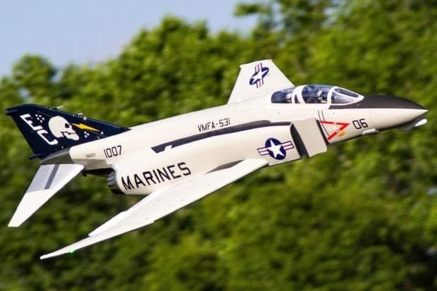 Avião Freewing F-4 Phantom Ii "Ghost Grey" 8S 90MM Edf Jet FJ31232P