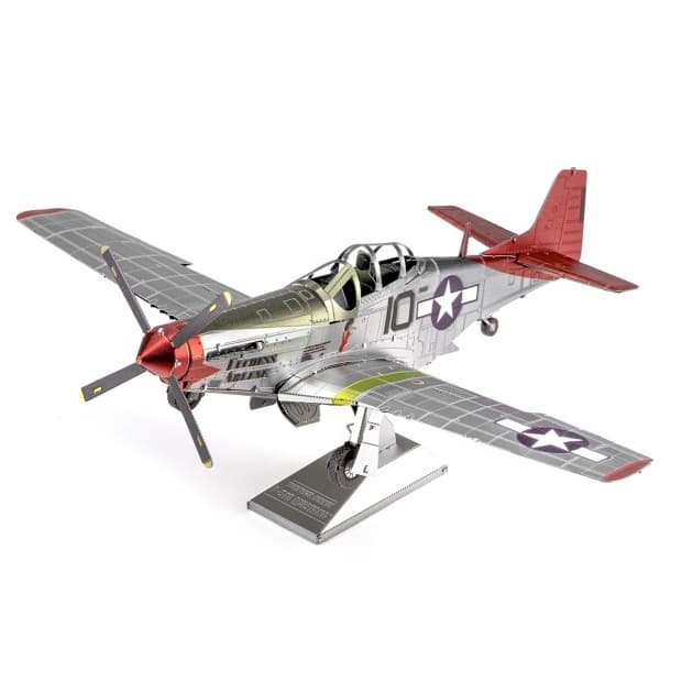 Miniatura Metal Earth Icx142 P-51D Mustang